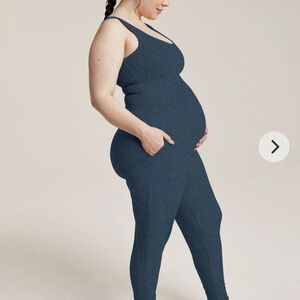 Beyond the Bump Blue Leggings Seamless Stretch